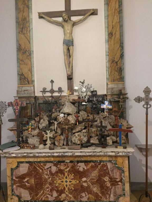 1er septembre, Sant'Egidio en fête accueille dans l’église du Trastevere tous ceux qui veulent y faire une halte dans la prière